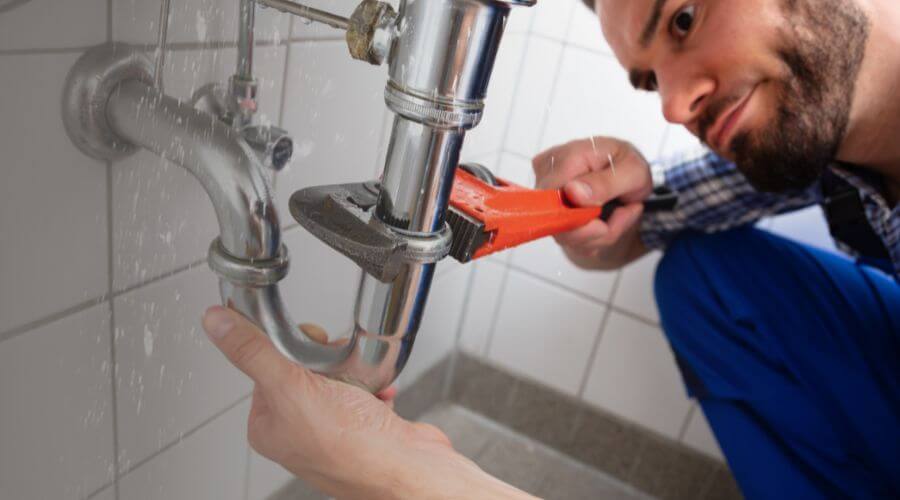 Expert burst pipe repair services in Moneta, VA